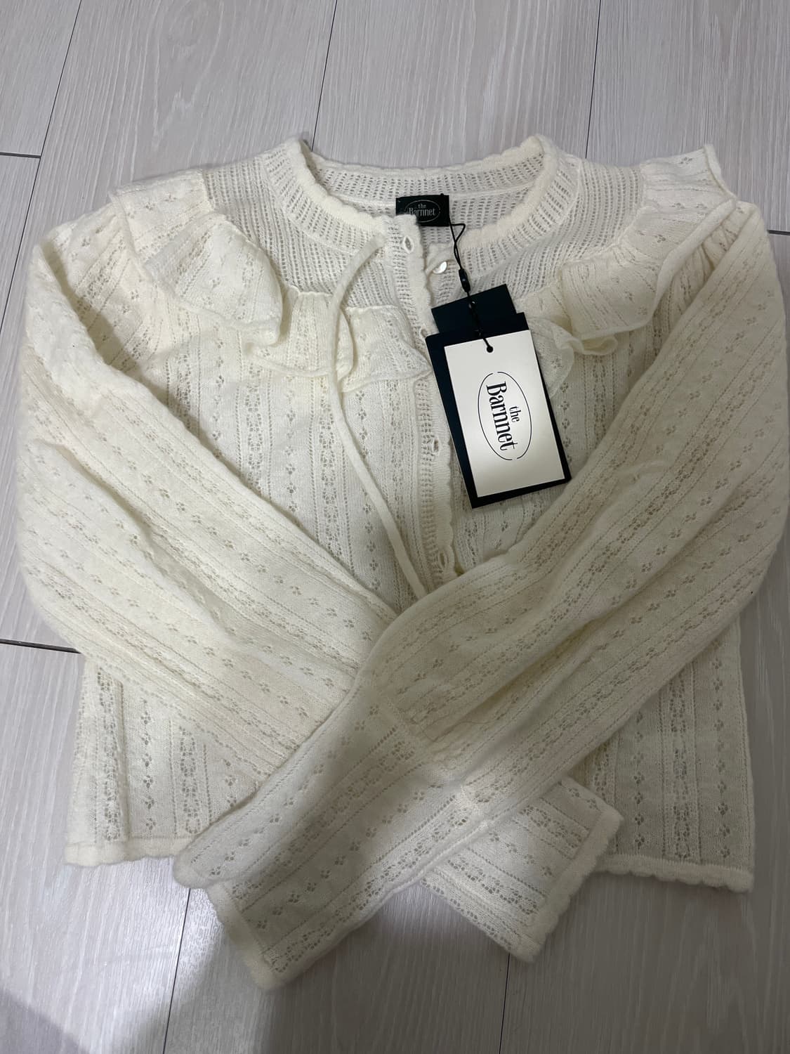 더바넷 Finni Pointelle Knit Cardigan 가디건 상품이미지1