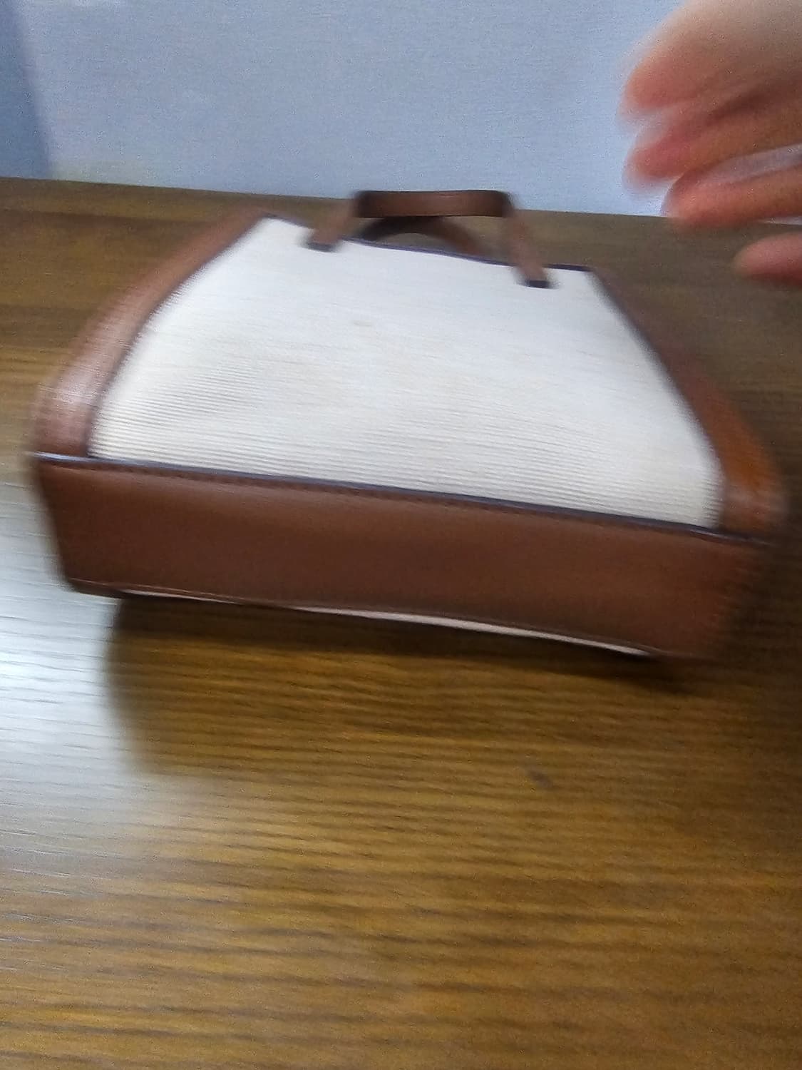 질스튜어트 브라운 가죽배색 린넨혼방 토트백 상품이미지5