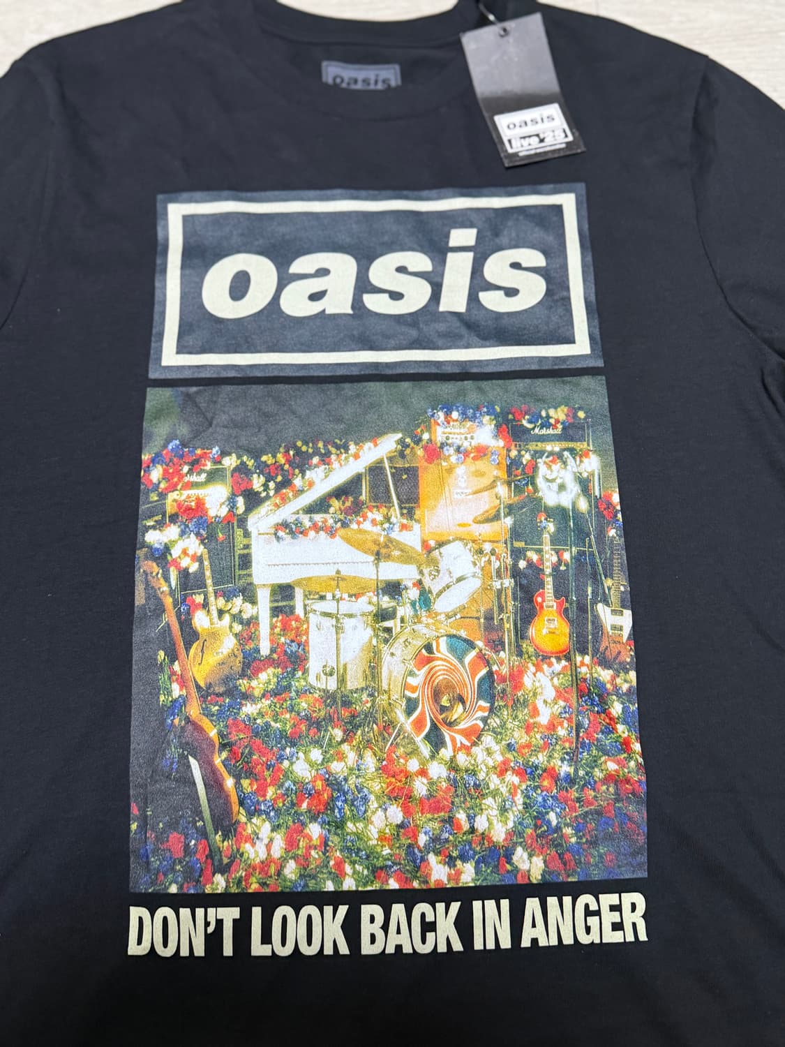 공식 오아시스 라이브 25 돈룩백인앵거 티셔츠 상품이미지3