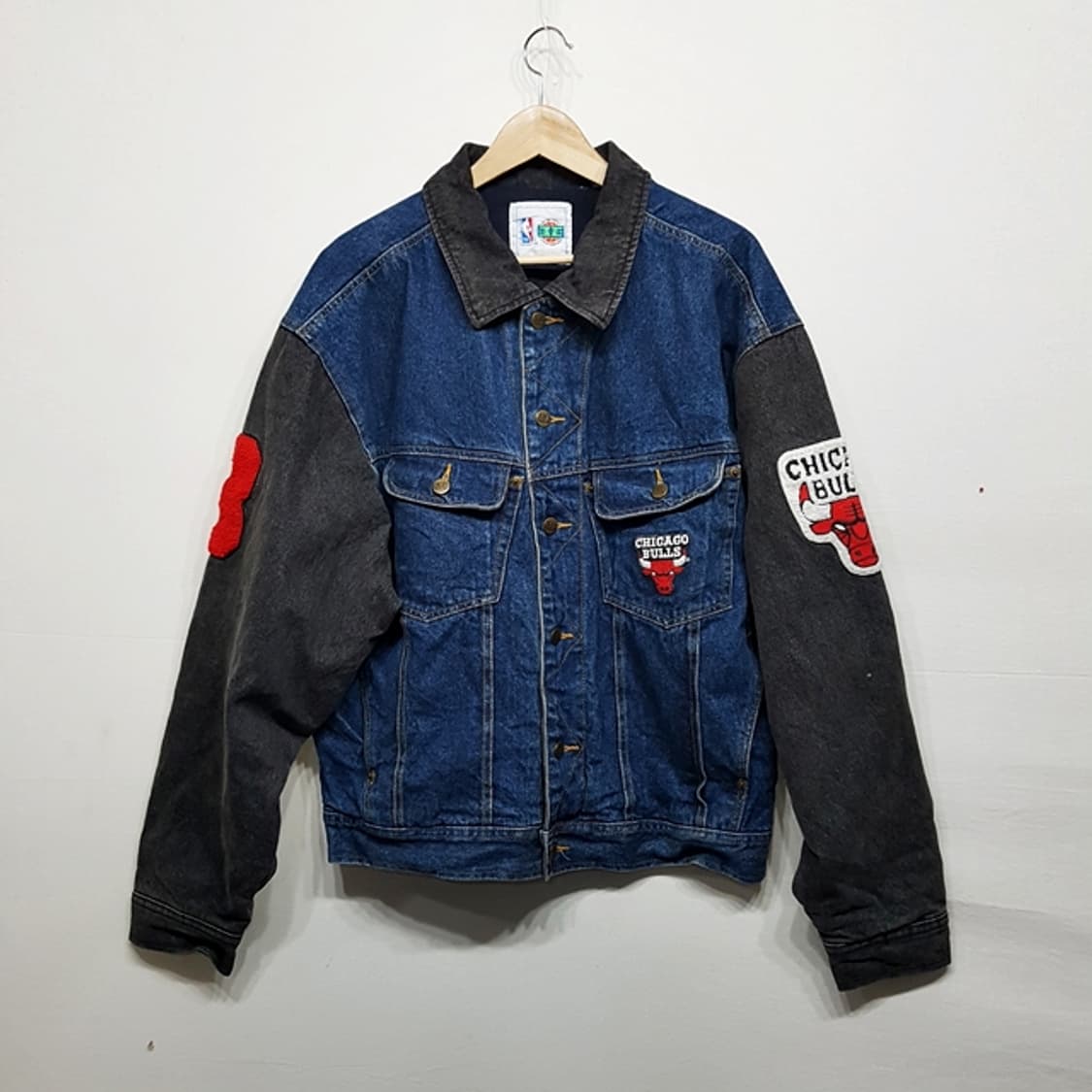 NBA 오피셜 시카고불스 데님 누빔 자켓 상품이미지1