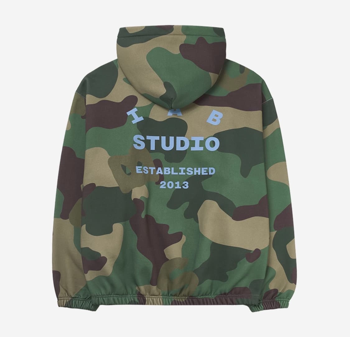 아이앱 스튜디오 x 기묘한 이야기 헌터 카모 후드 상품이미지1