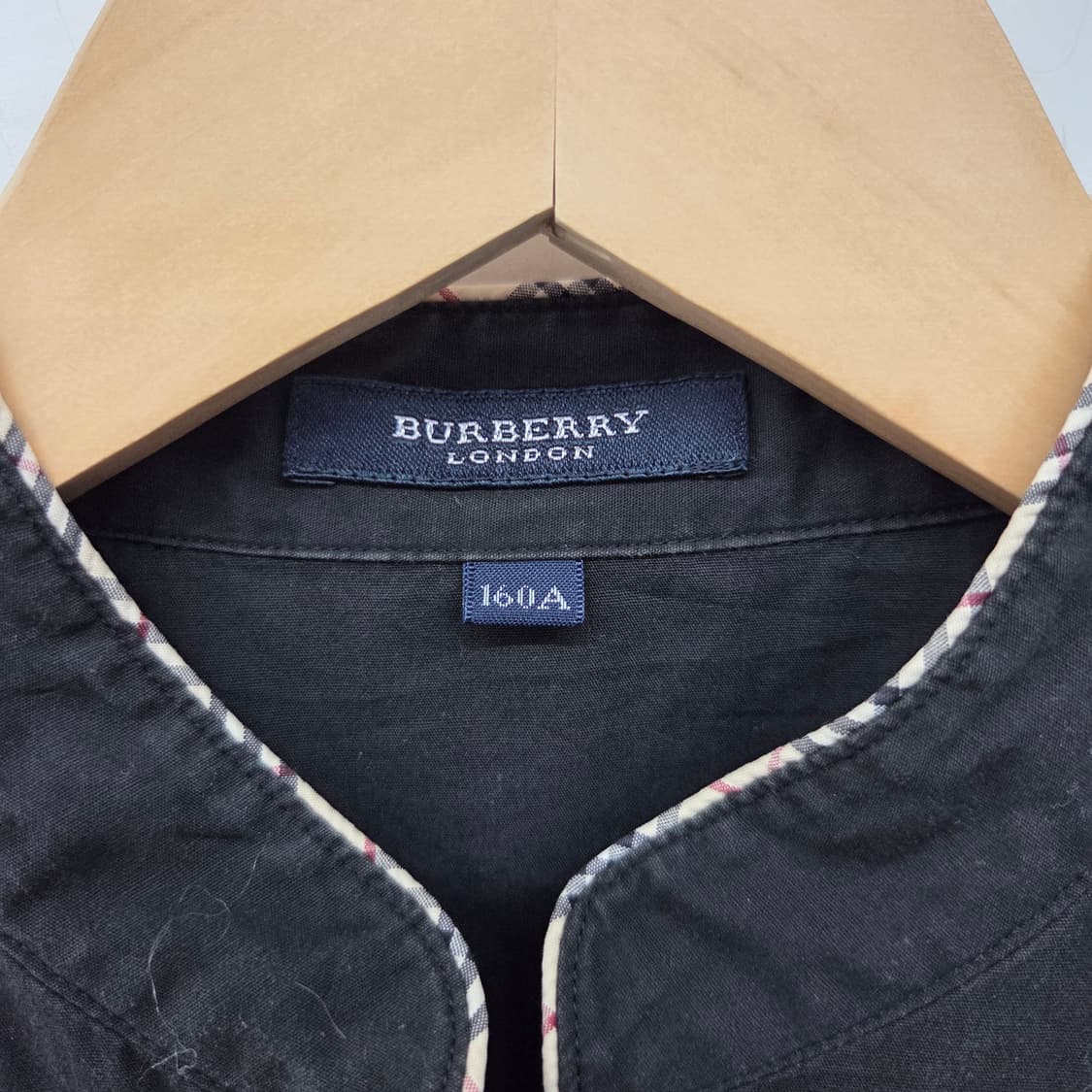 버버리 블랙 차이나 카라 반팔 셔츠 여s 상품이미지3