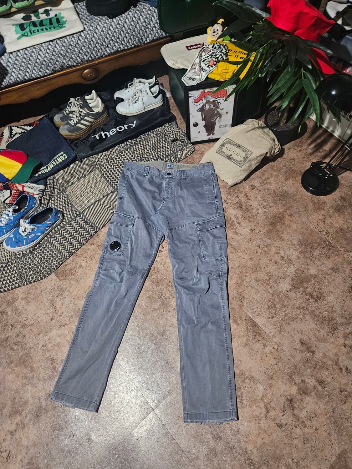 CP Company 렌즈 카고팬츠 상품이미지1
