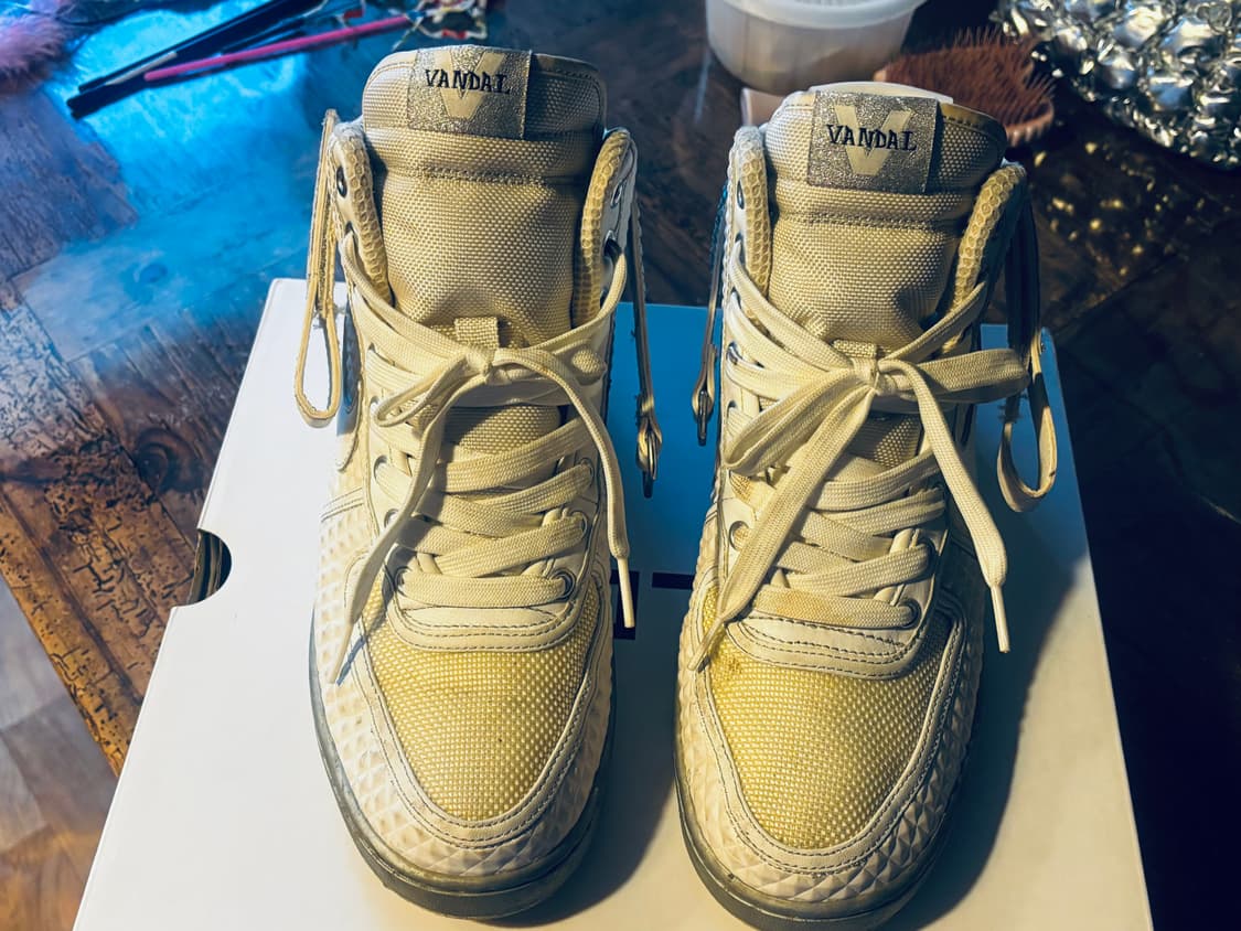 나이키 반달하이 슈프림 화이트 실버 스터드 상품이미지4