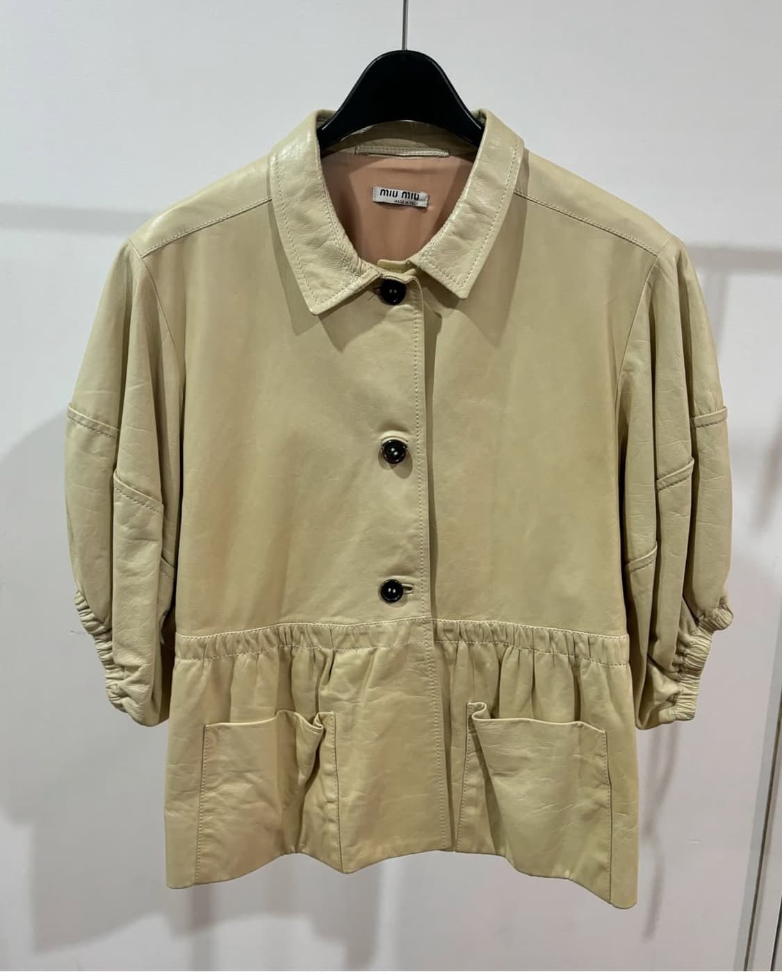 미우미우 레더 자켓 상품이미지1
