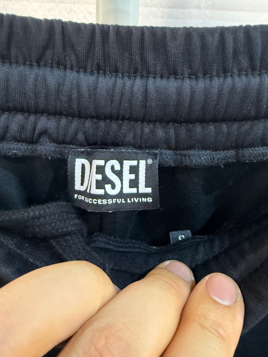 디젤 P-잼포크 사이드 지퍼 스웨트팬츠 상품이미지3