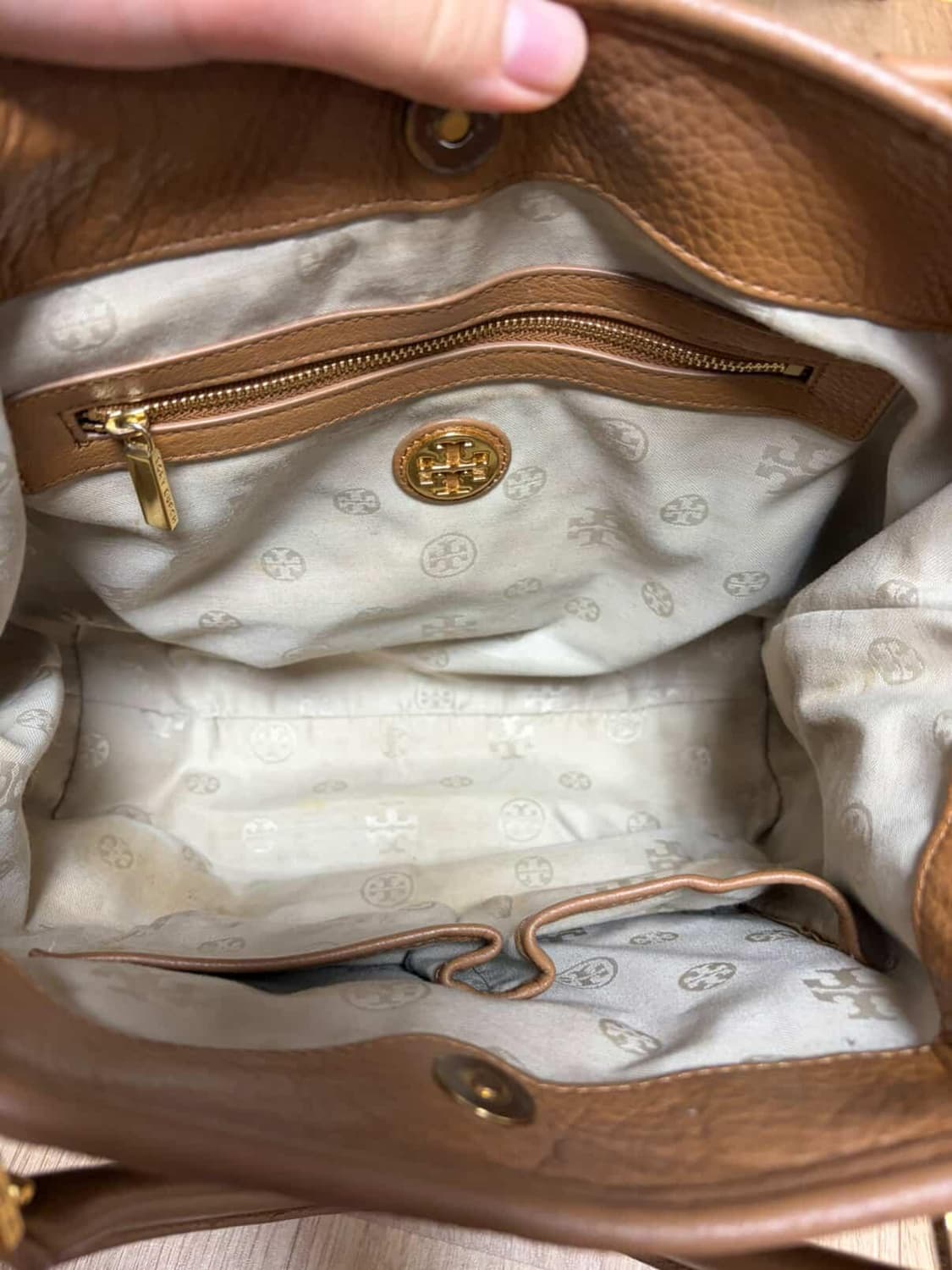 매장구매 정품 토리버치 브라운 가죽 토트백 숄더백 상품이미지5