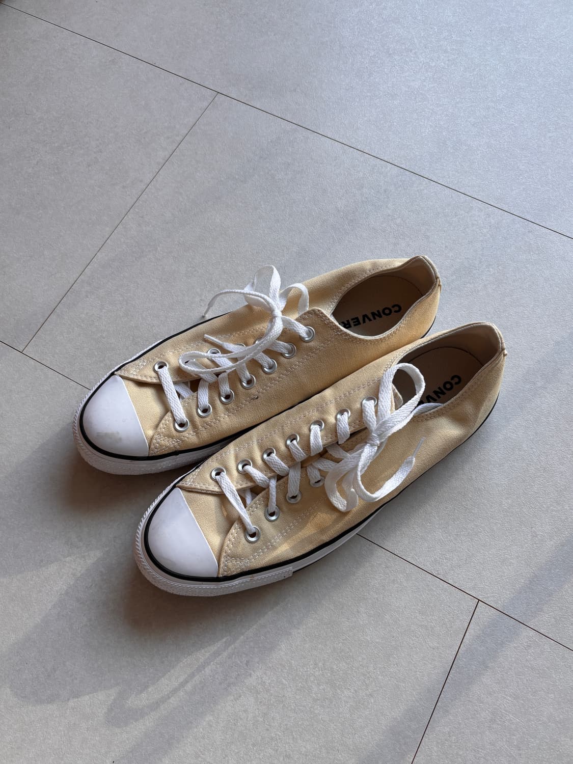 바랜 베이지 무드 그대로. 빈티지핏 딱 되는 올스타 로우 290 상품이미지2