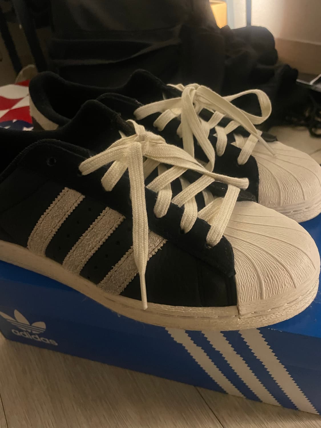 아디다스 슈퍼스타82 블랙/화이트 270 상품이미지2