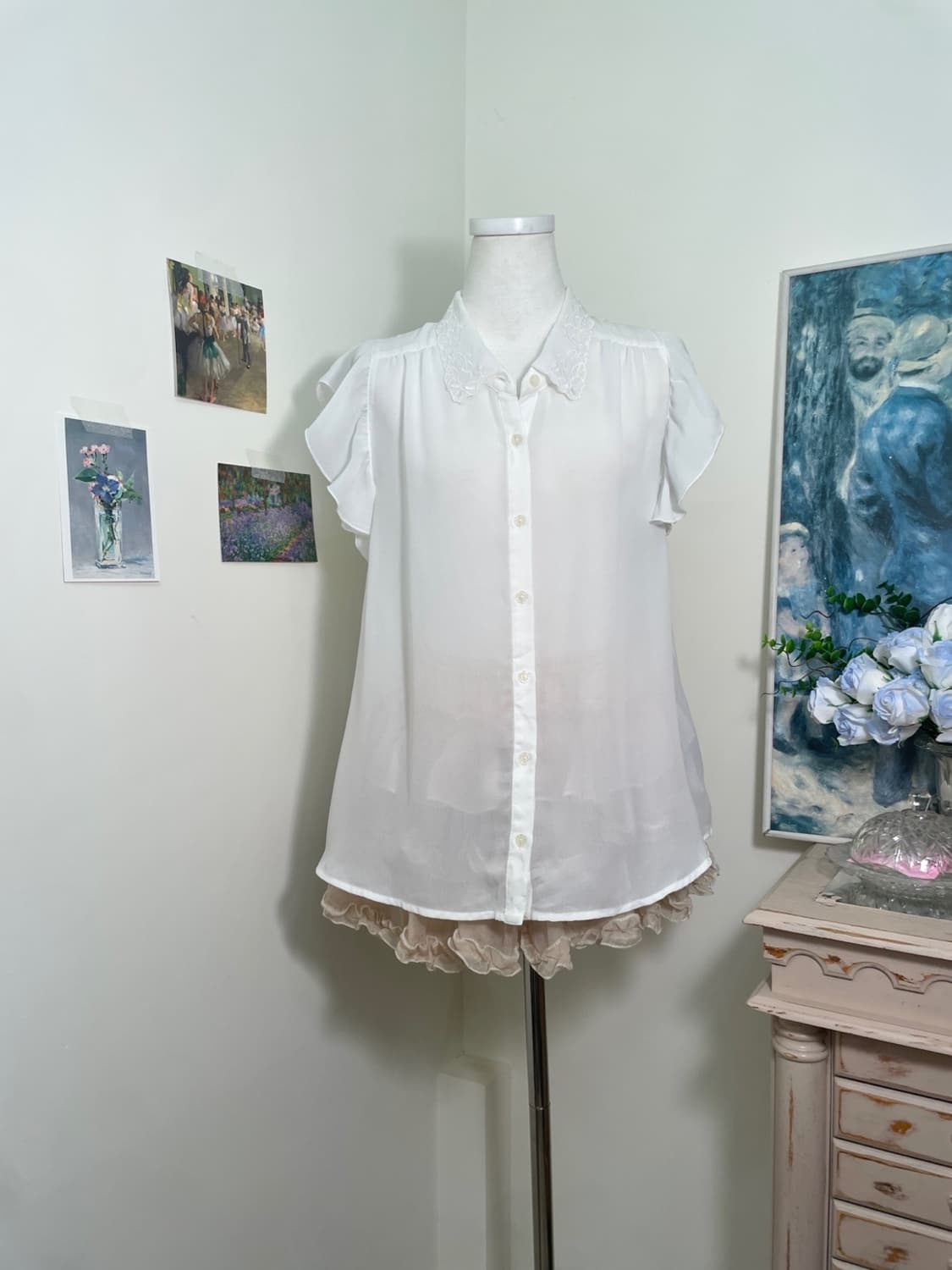white collar flower embroidery shirring 상품이미지1