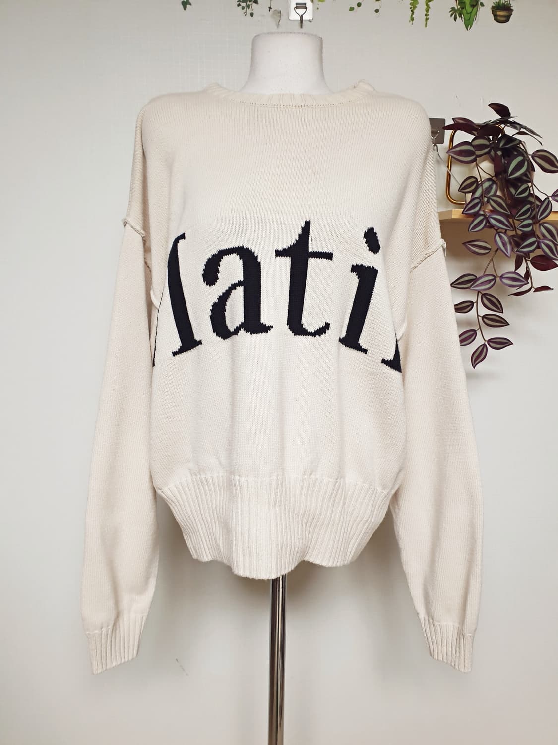 마뗑킴 22SS 빅로고니트 55~88 아이보리 F 상품이미지4