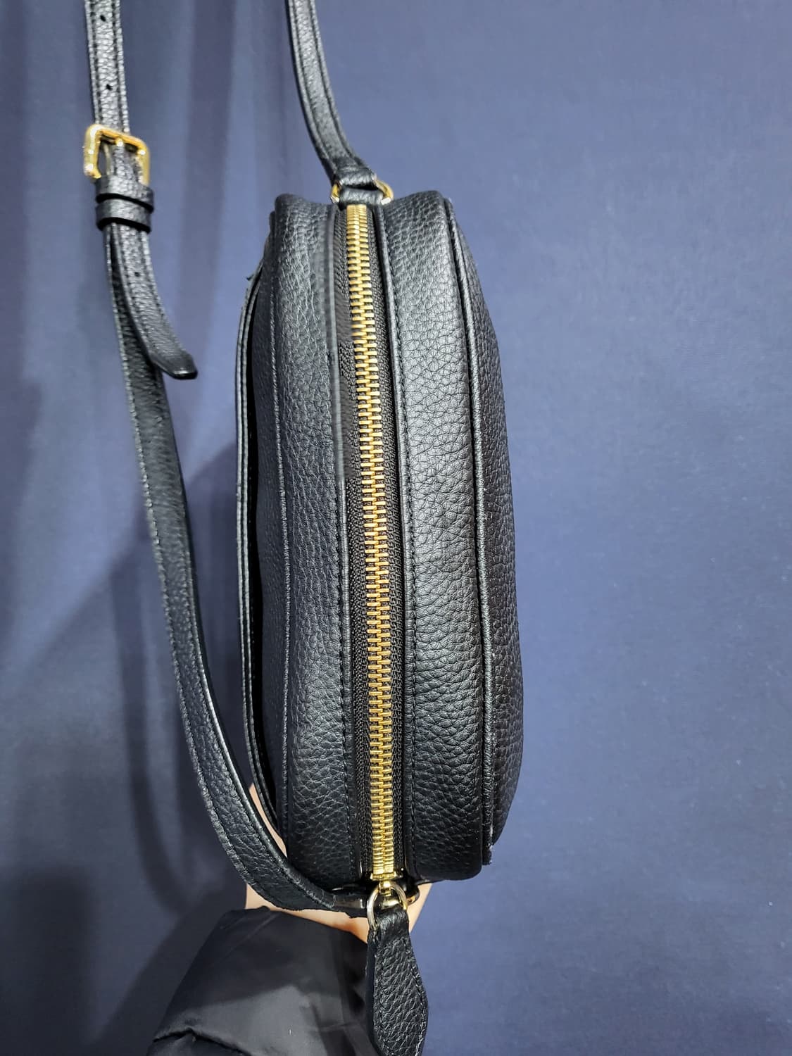 닥스 크로스 카메라백 상품이미지3