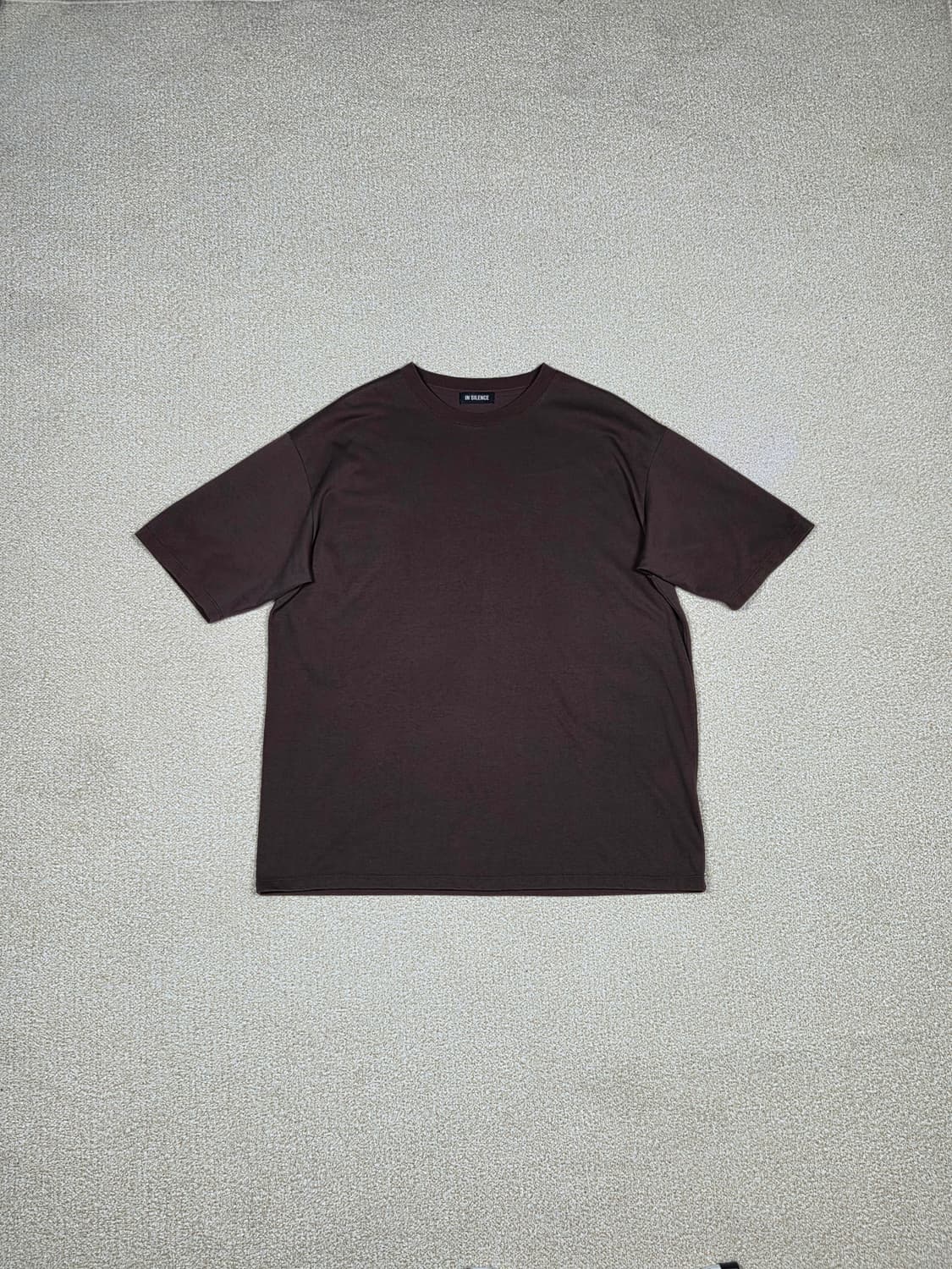 [인사일런스] 코튼 블렌드 오버핏 반팔 티셔츠 | S00050 상품이미지1