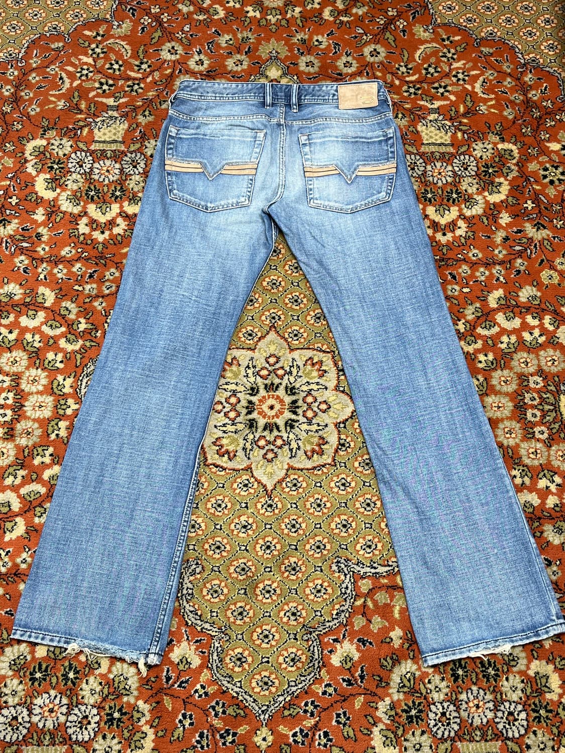 [30] 디젤 자티니 부츠컷 플레어진 데님팬츠  상품이미지2