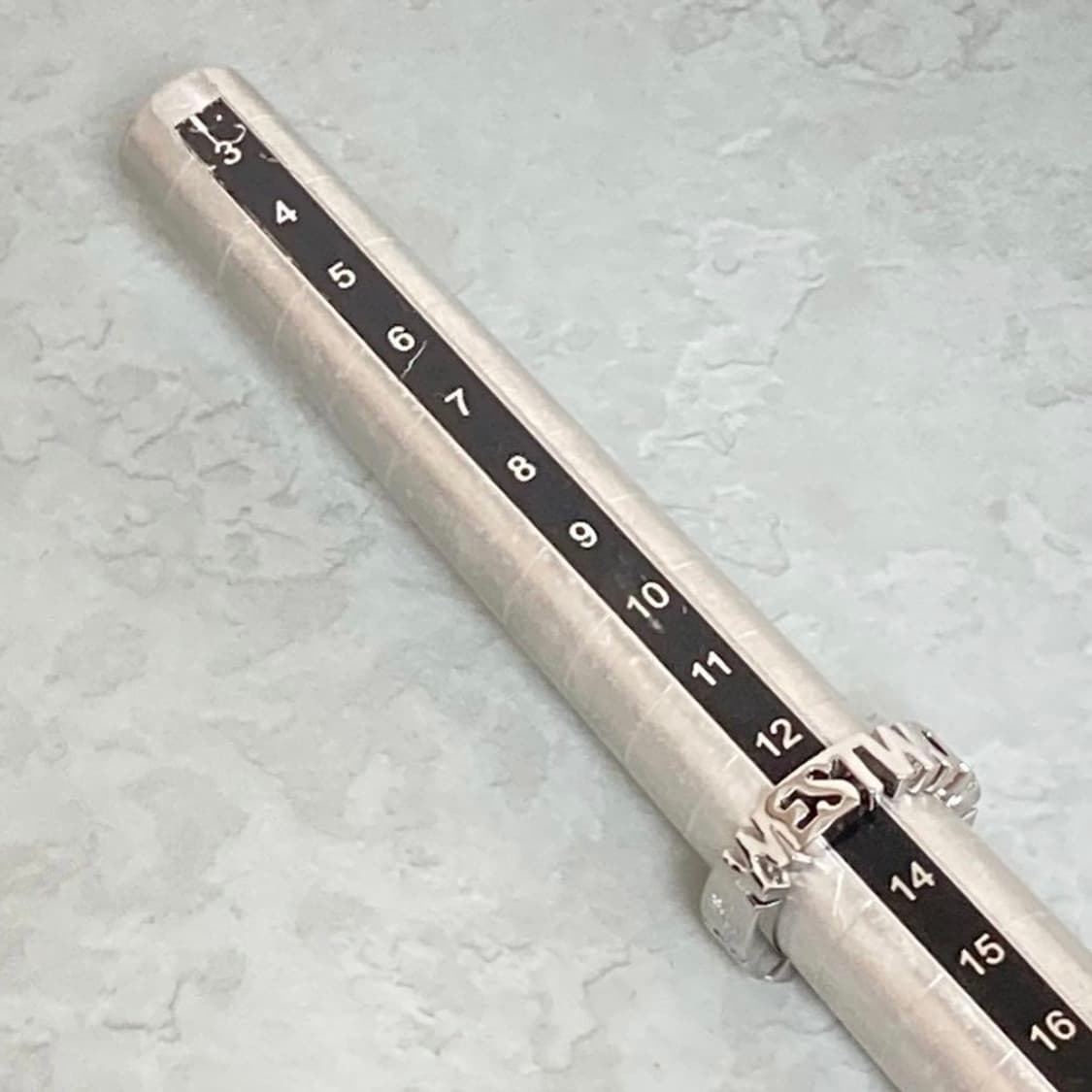 비비안웨스트우드 레터링 orb 로고 반지(새상품) 상품이미지4