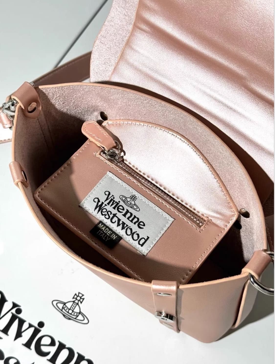 비비안웨스트우드 아카이브 은장 orb 핑크 레더 숄더백 상품이미지7