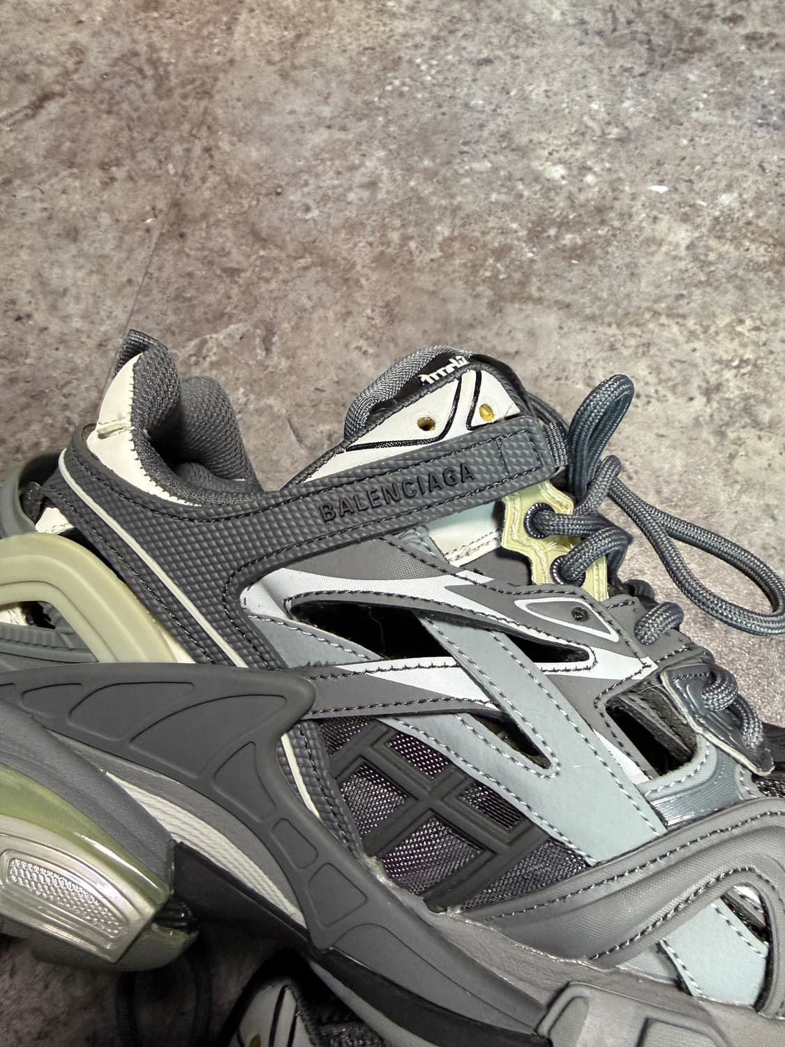 발렌시아가 트랙2 uk6 상품이미지7