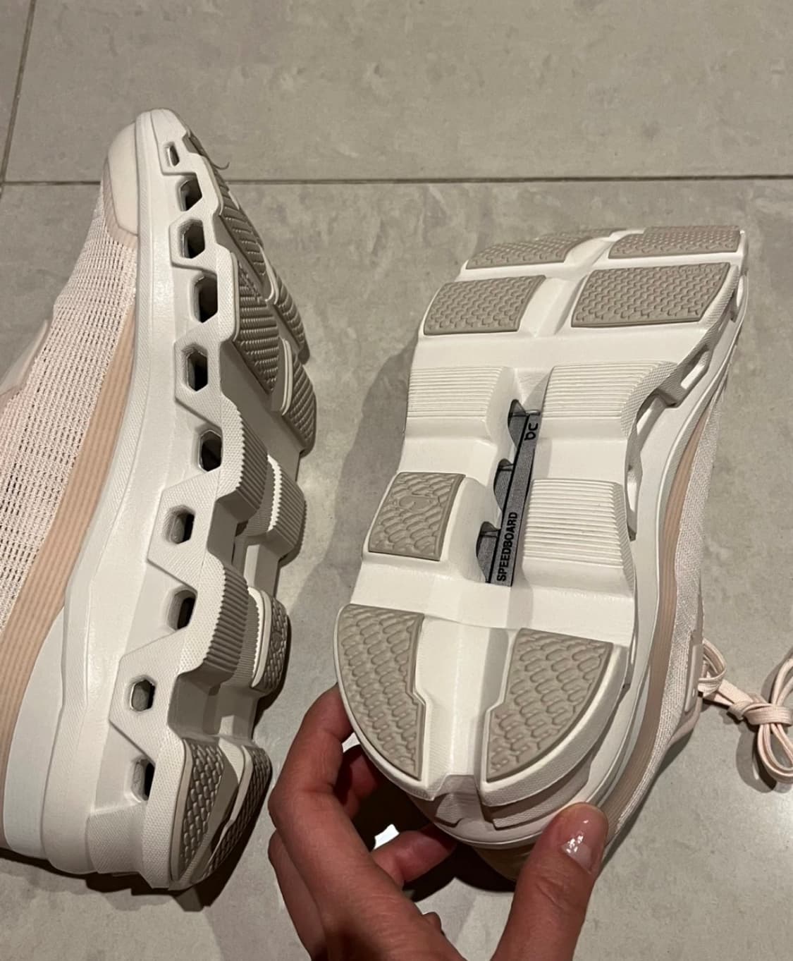 온러닝 클라우드 몬스터 보이드 상품이미지5