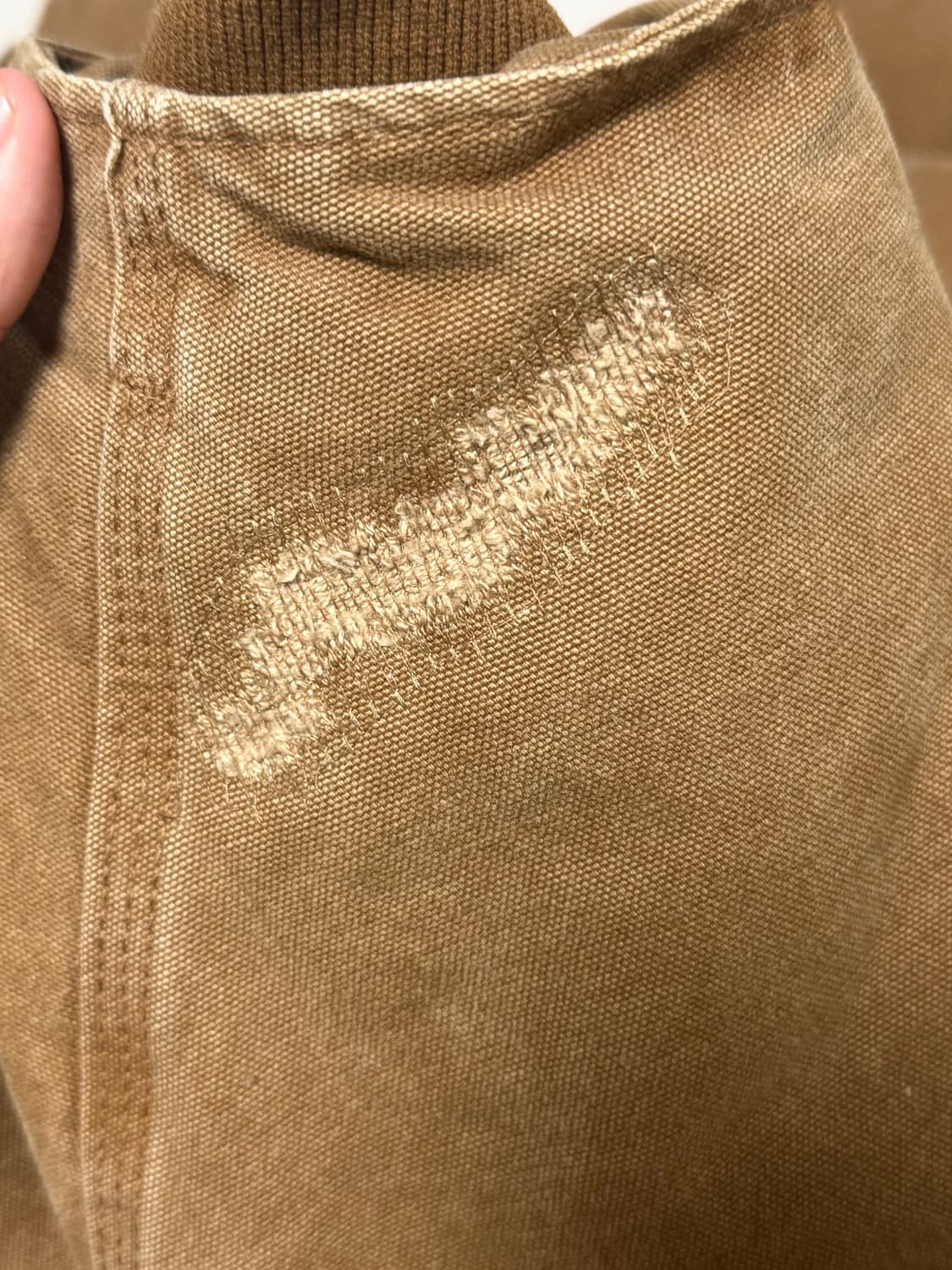 칼하트 J22 BRN 워크자켓 착샷 ㅇ 상품이미지6