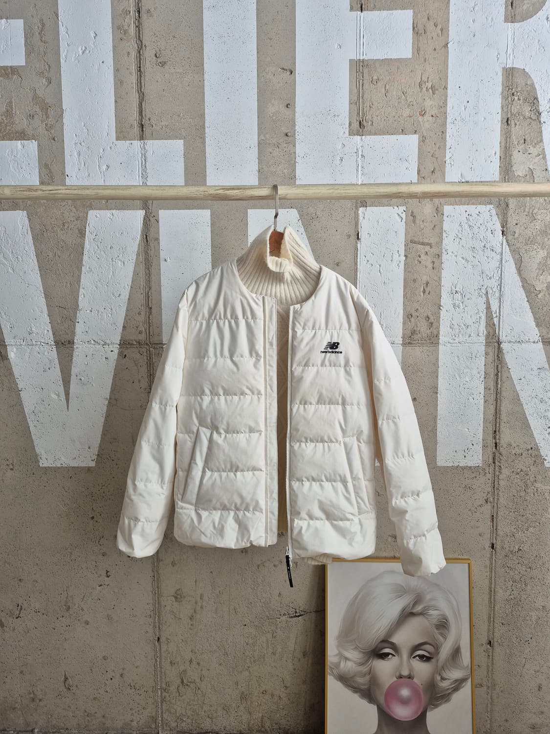 뉴발란스 구스다운 중경량패딩(M 상품이미지1