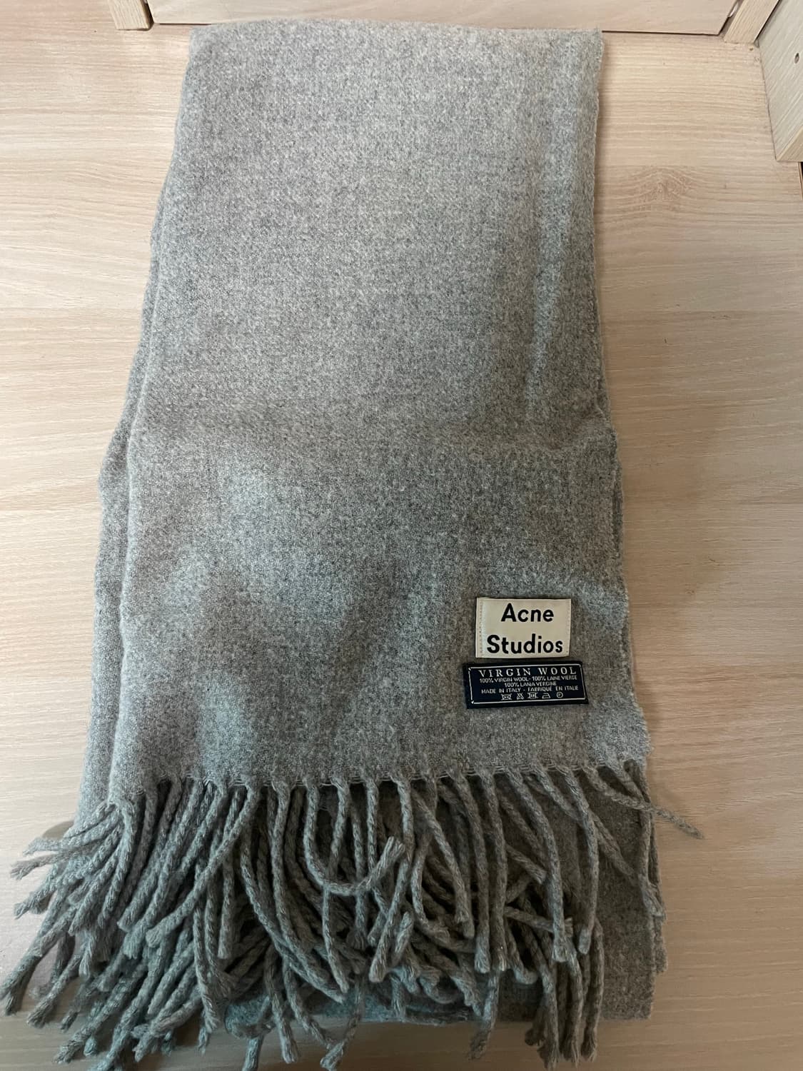 아크네 머플러 상품이미지1