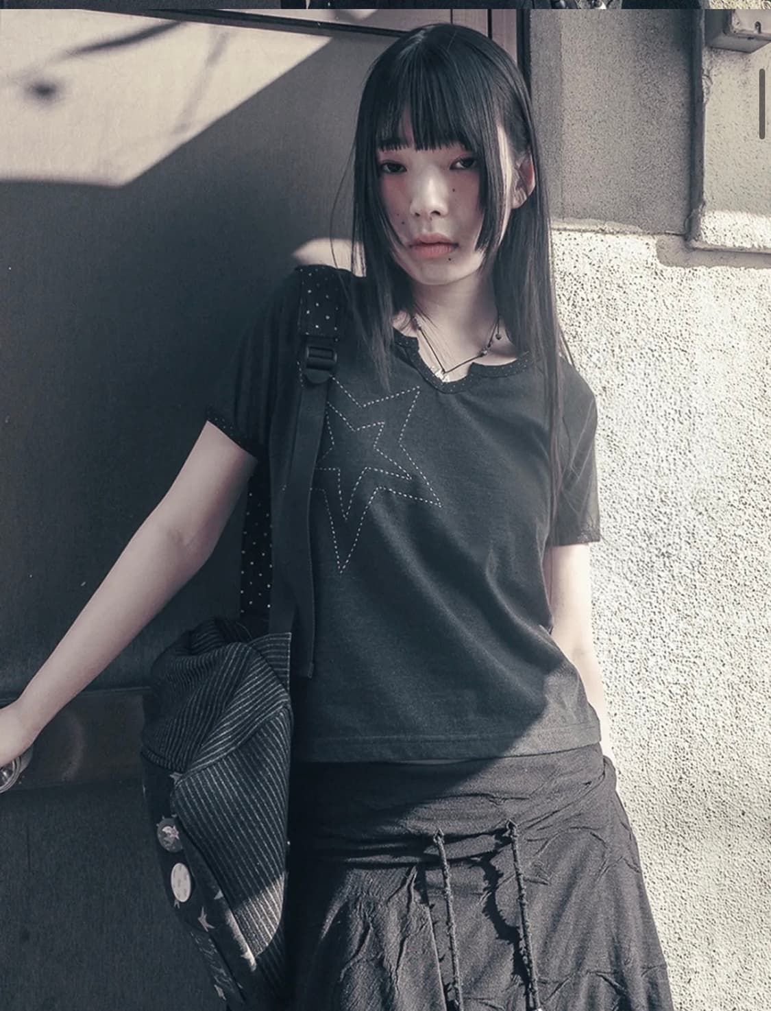 허그유어스킨 스타 스티치 탑 _ 차콜 상품이미지1