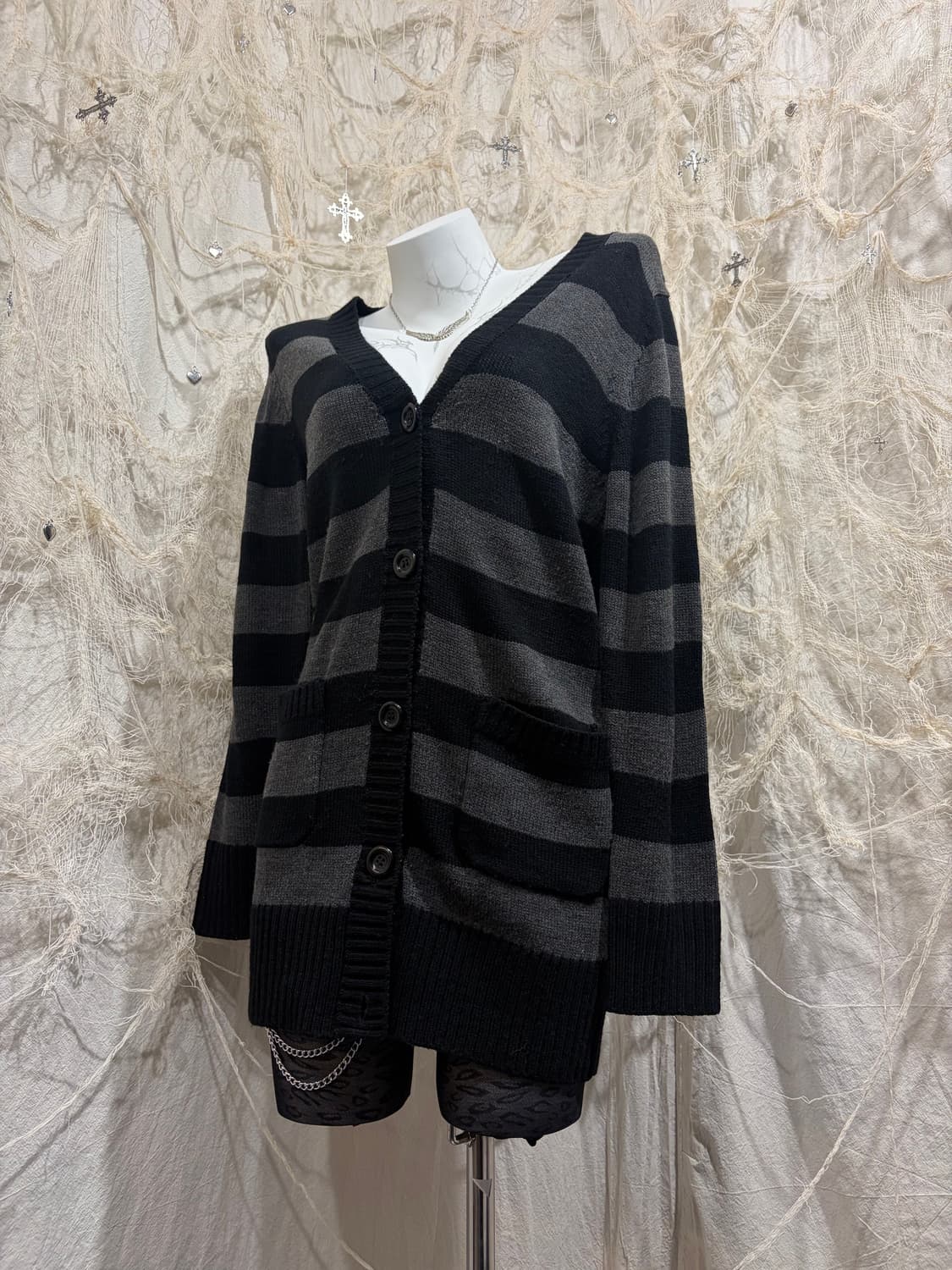 Gothic Stripe long Cardigan 상품이미지4