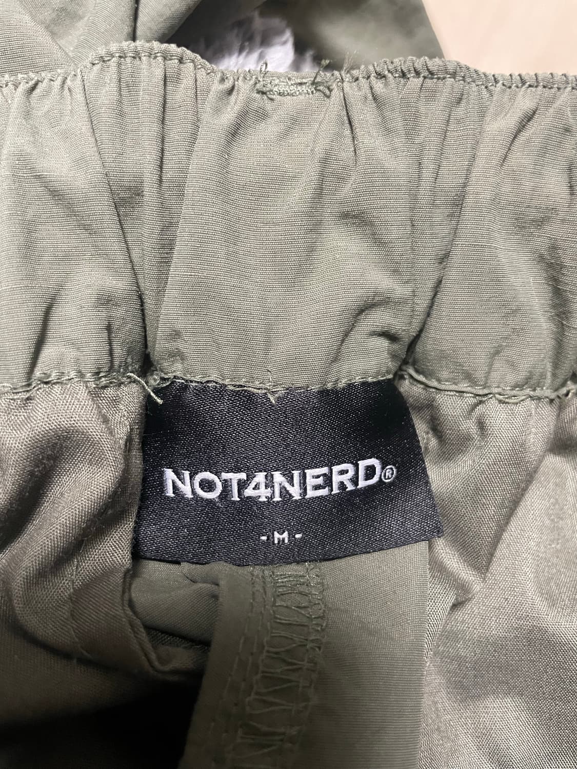 낫포너드 파라슈트 나일론 카고팬츠 카키 상품이미지4