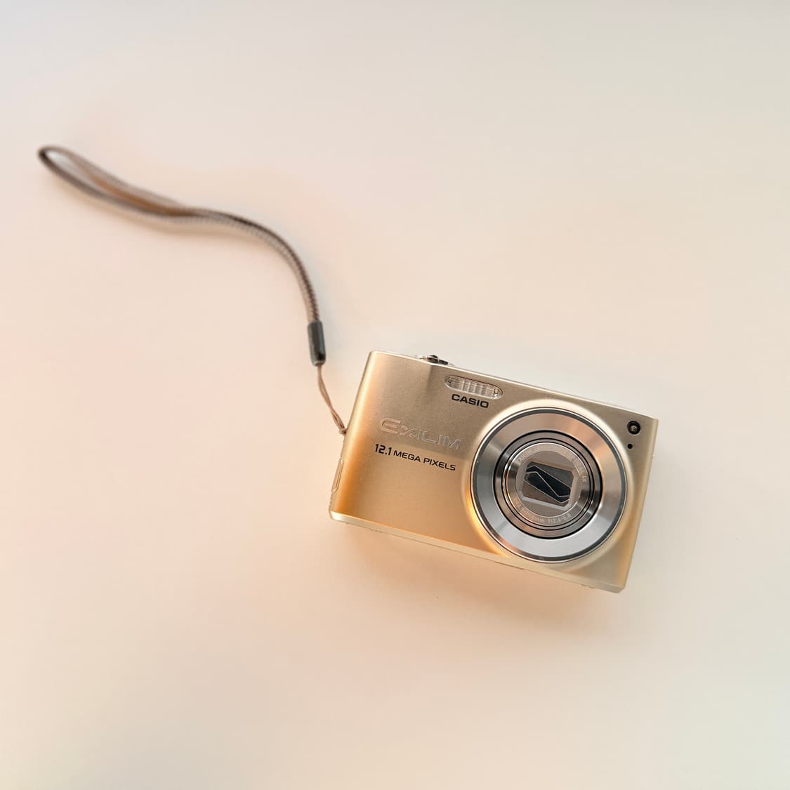 ✨태연 픽 최상급 풀박셋✨카시오 엑슬림 EX-Z400 골드 빈티지디카 상품이미지4