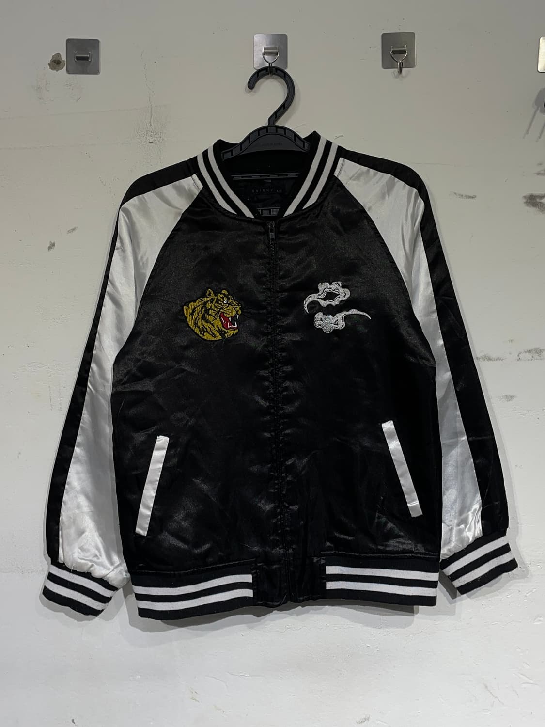 일본빈티지 블랙 용 호랑이 오리엔탈 자수 스카잔 XS 상품이미지6