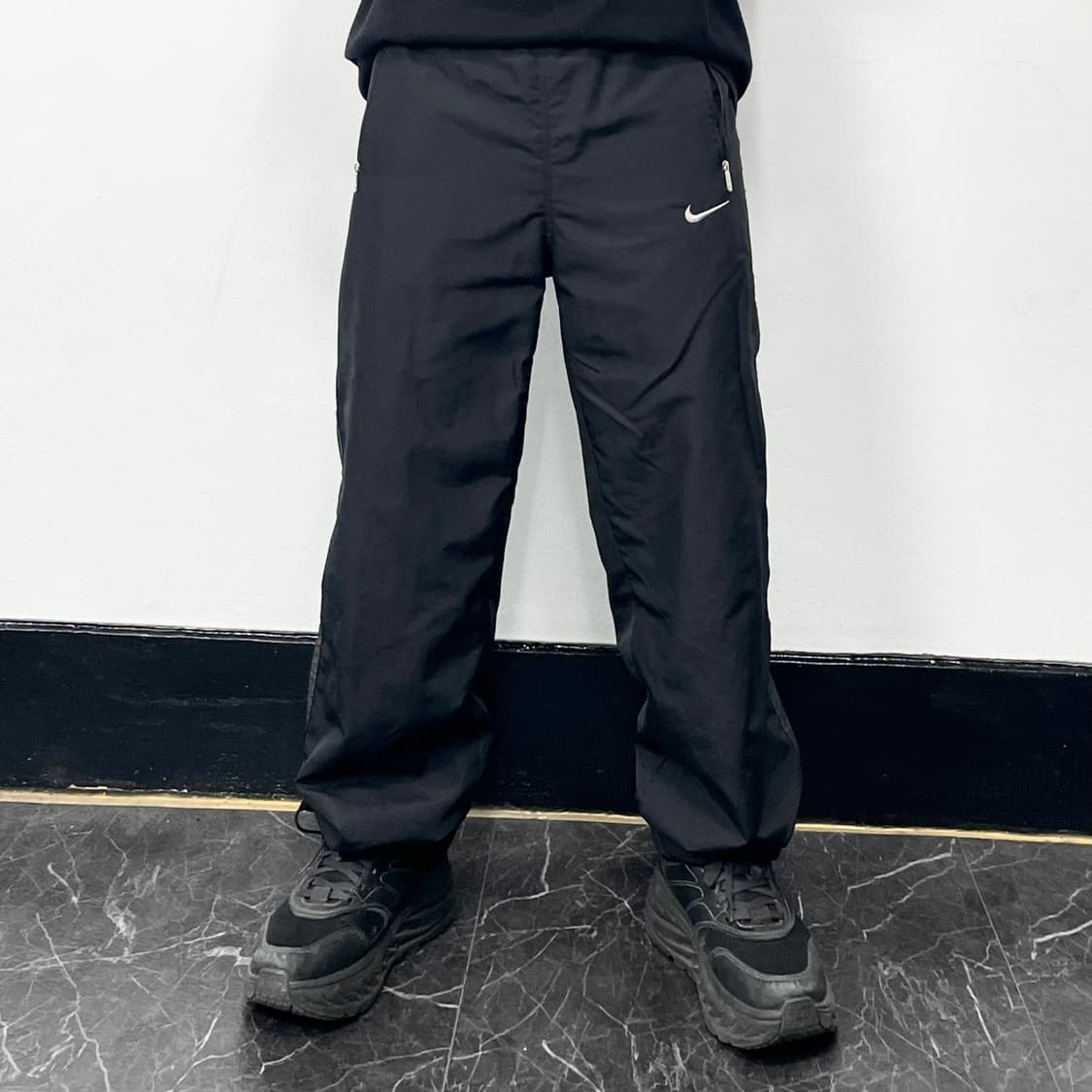 F 나이키 사이드스우시 와이드 조거 트랙팬츠 상품이미지2
