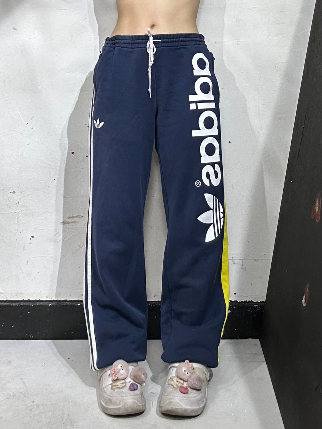 아디다스 네이비 파이어버드 빅 로고 와이드 트레이닝 팬츠 추리닝 바지  상품이미지2