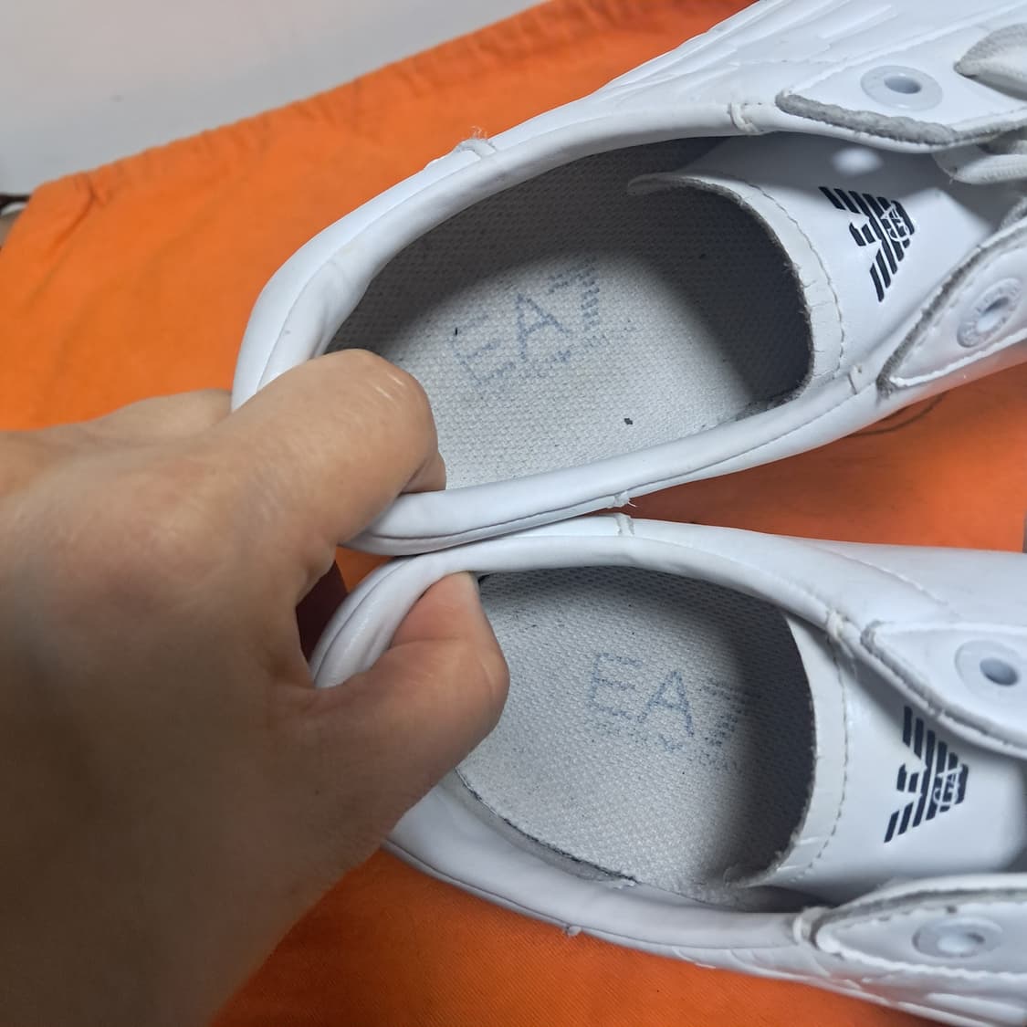 엠포리오 아르마니 스니커즈 US 6.5(남녀공용가능) 상품이미지9