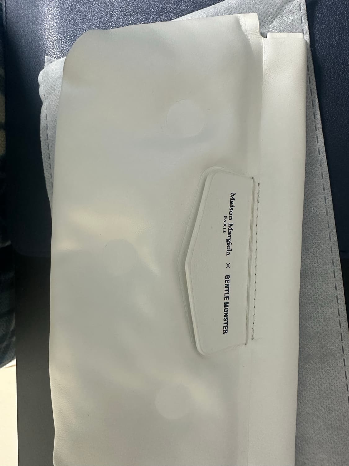 마르지엘라 젠틀몬스터 케이스 상품이미지2