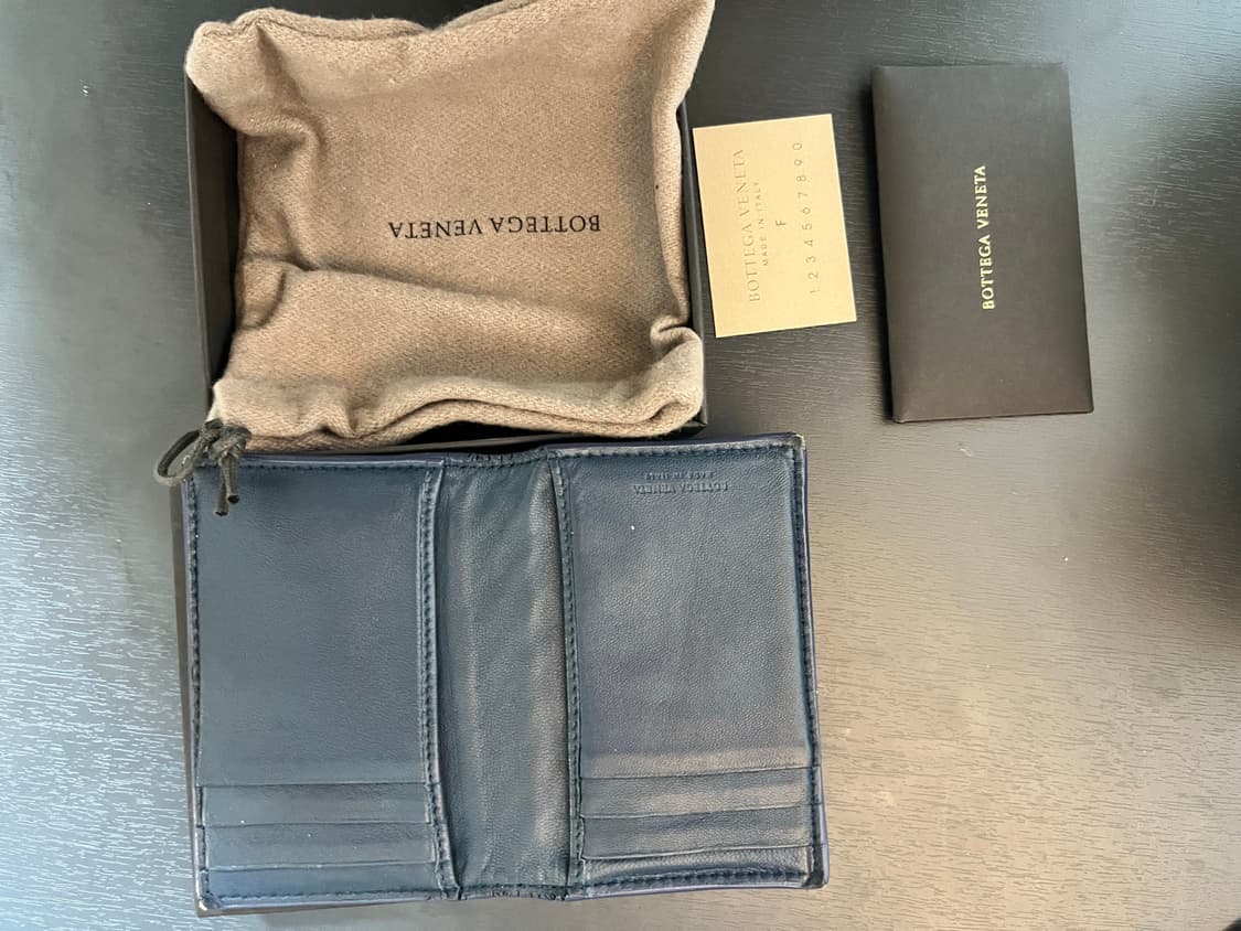 보테가베네타 지갑 상품이미지4