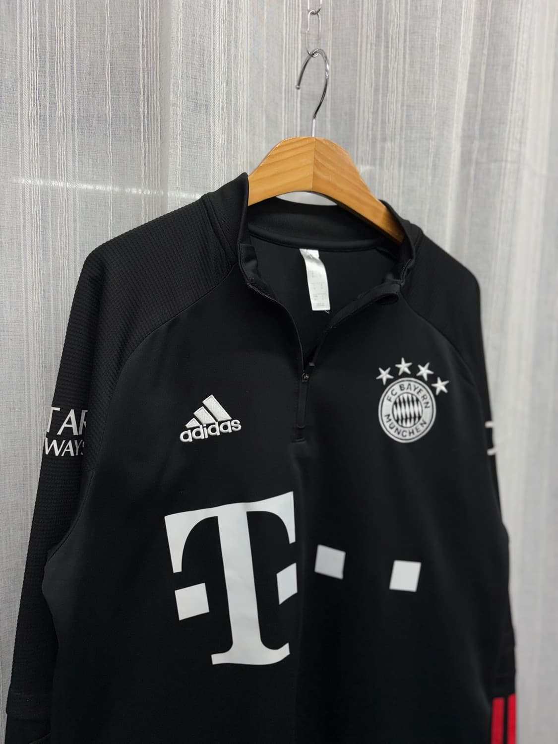 20 21 아디다스 바이에른 뮌헨 축구 유니폼 트레이닝 집업 져지 상품이미지2