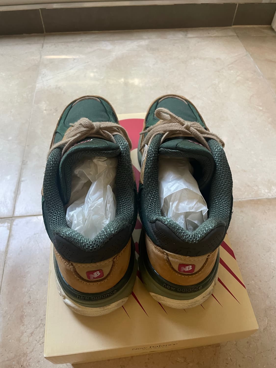 뉴발란스 990v3 그린 상품이미지3