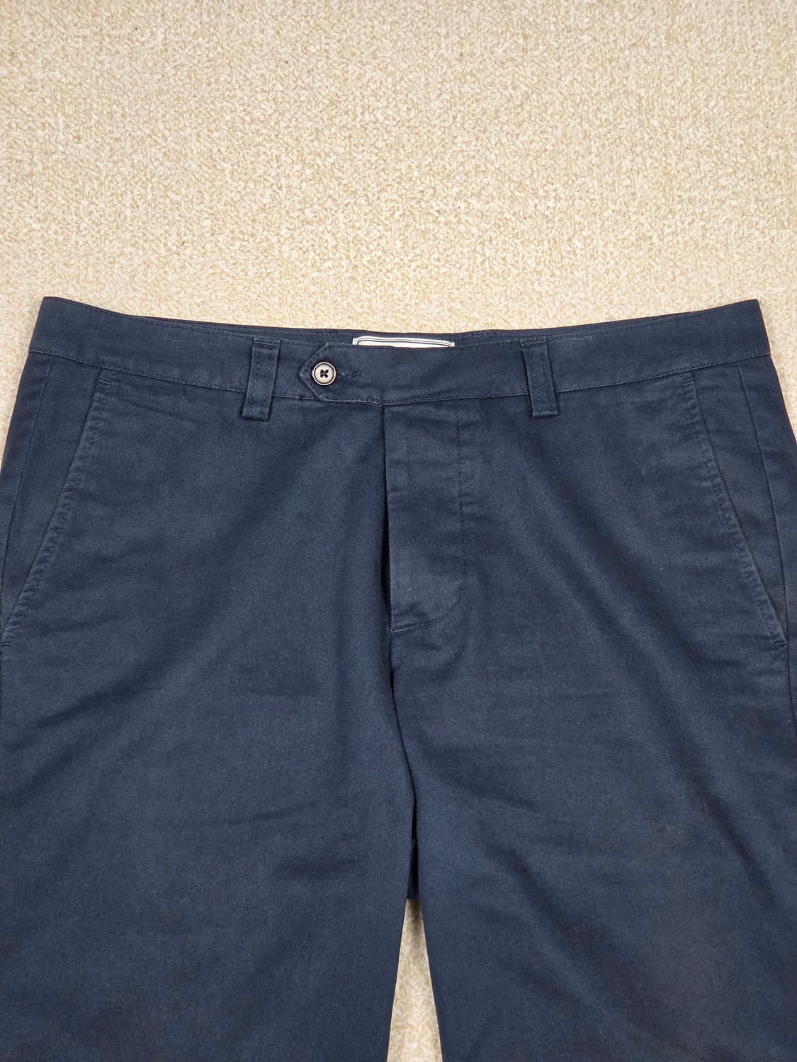 [아미] 백로고 코튼 치노 하프 팬츠 | S00043 상품이미지2