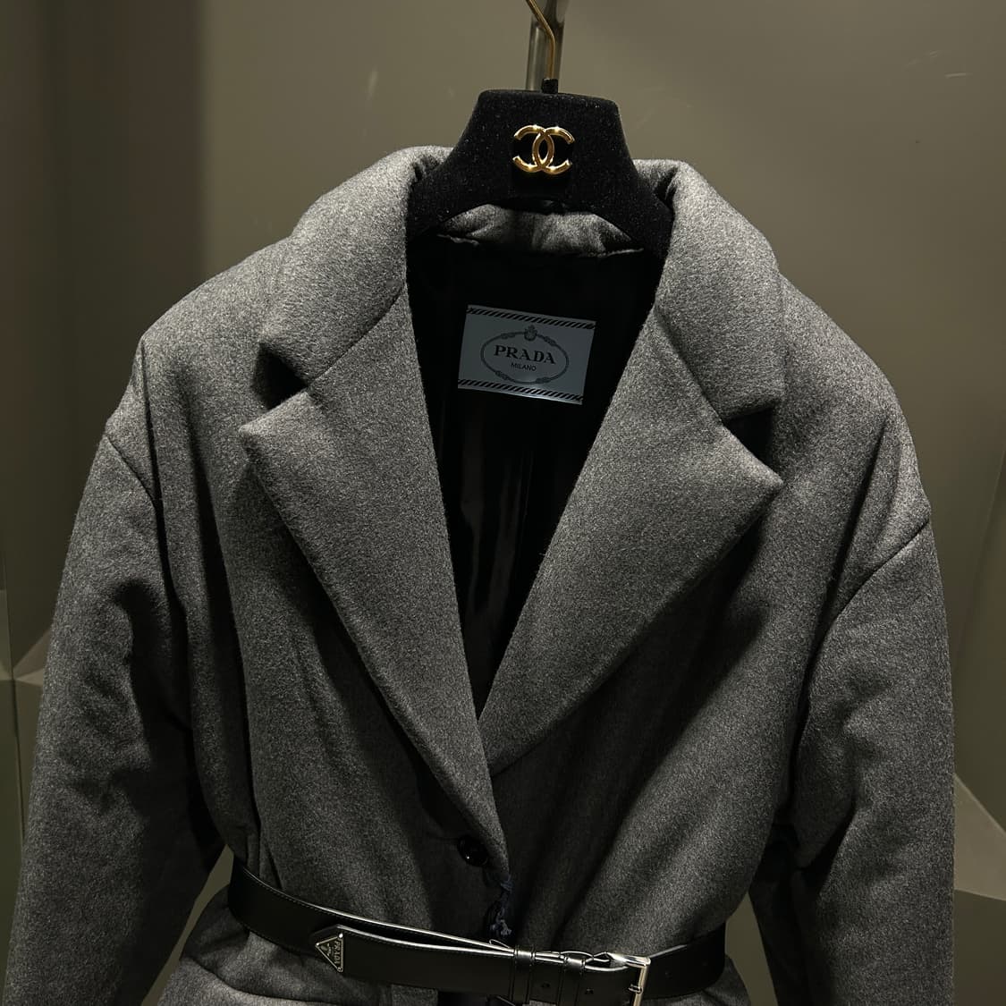 프라다 벨티드 캐시미어 패딩 코트 상품이미지7