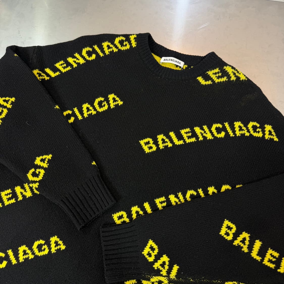 [리오브전포점] 발렌시아가 멀티로고 니트 상품이미지3