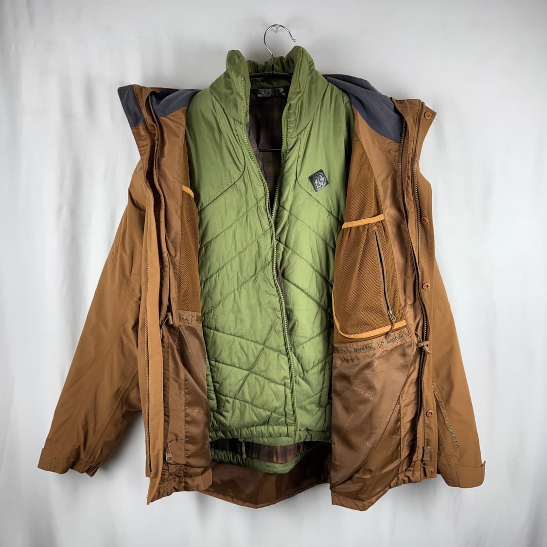  (무료배송)95) 블랙야크 고어택스 내피포함 바람막이 브라운 상품이미지7