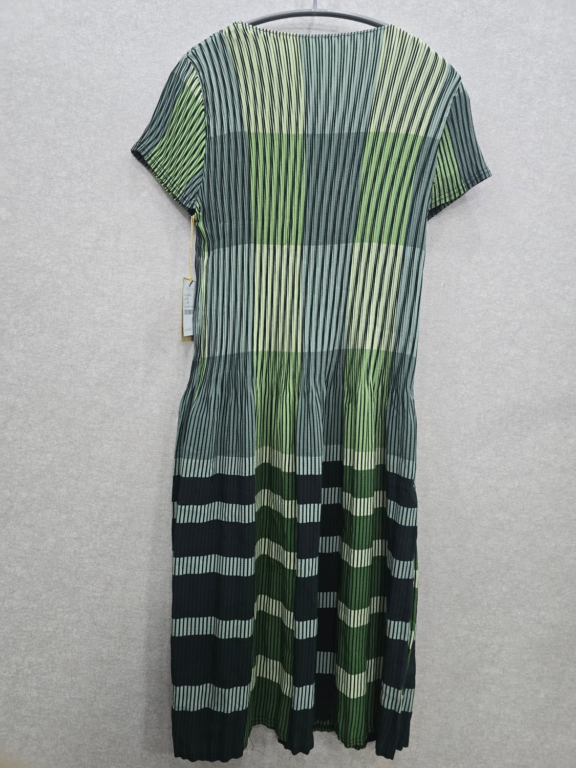 POLLARI 플리츠 패턴 롱 원피스 (택상품) 상품이미지5