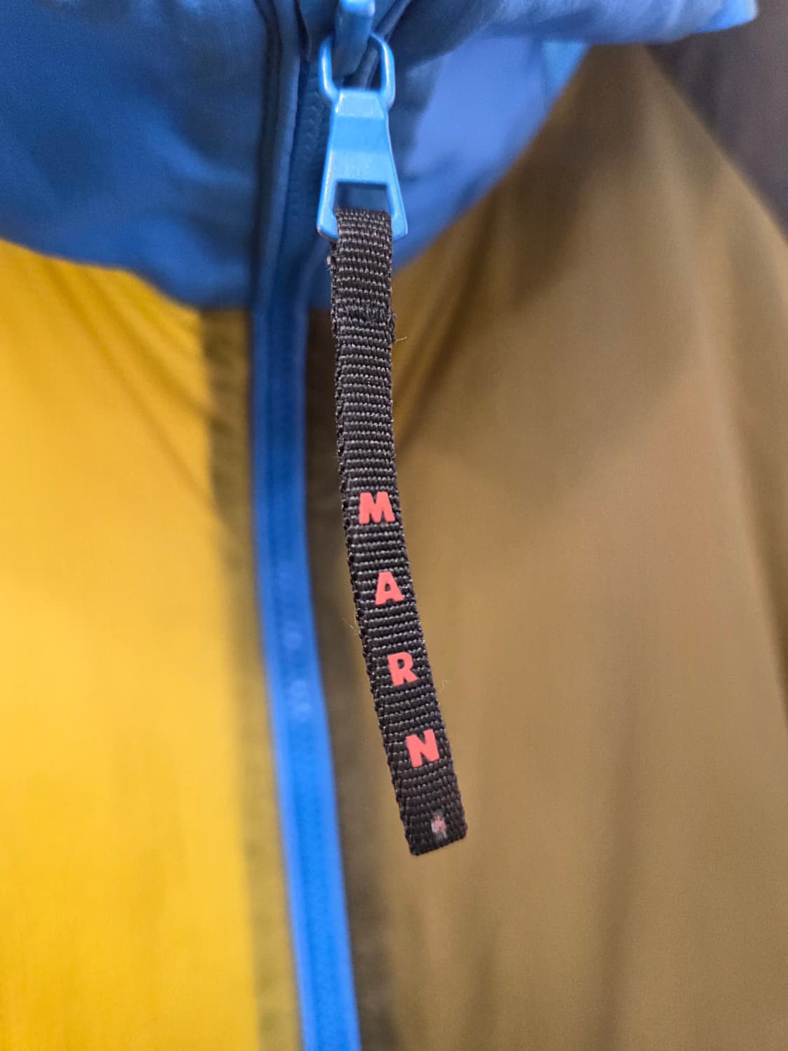 유니클로 x 마르니 바스락 바람막이 (XL) 상품이미지4