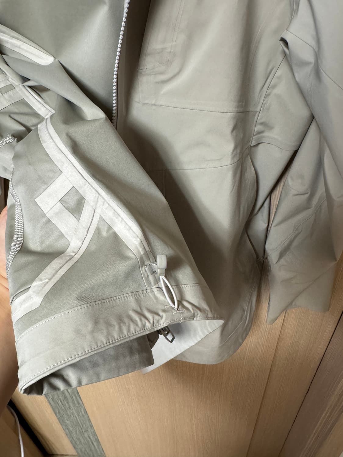 룰루레몬 바람막이 윈드브레이커 베이지 M 상품이미지7