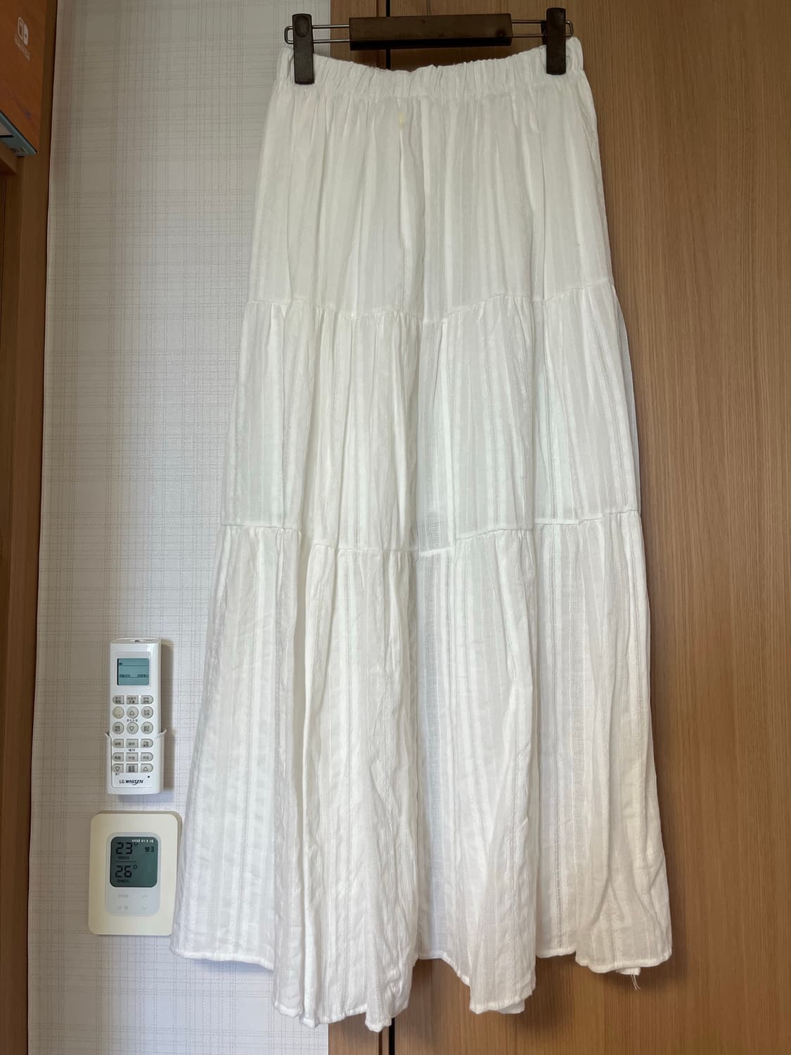 흰색 레이스 롱치마 상품이미지1