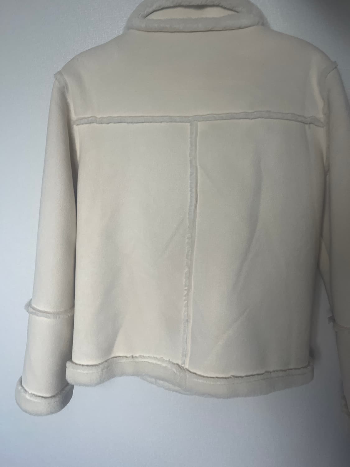 화이트 아이보리 무스탕 상품이미지2