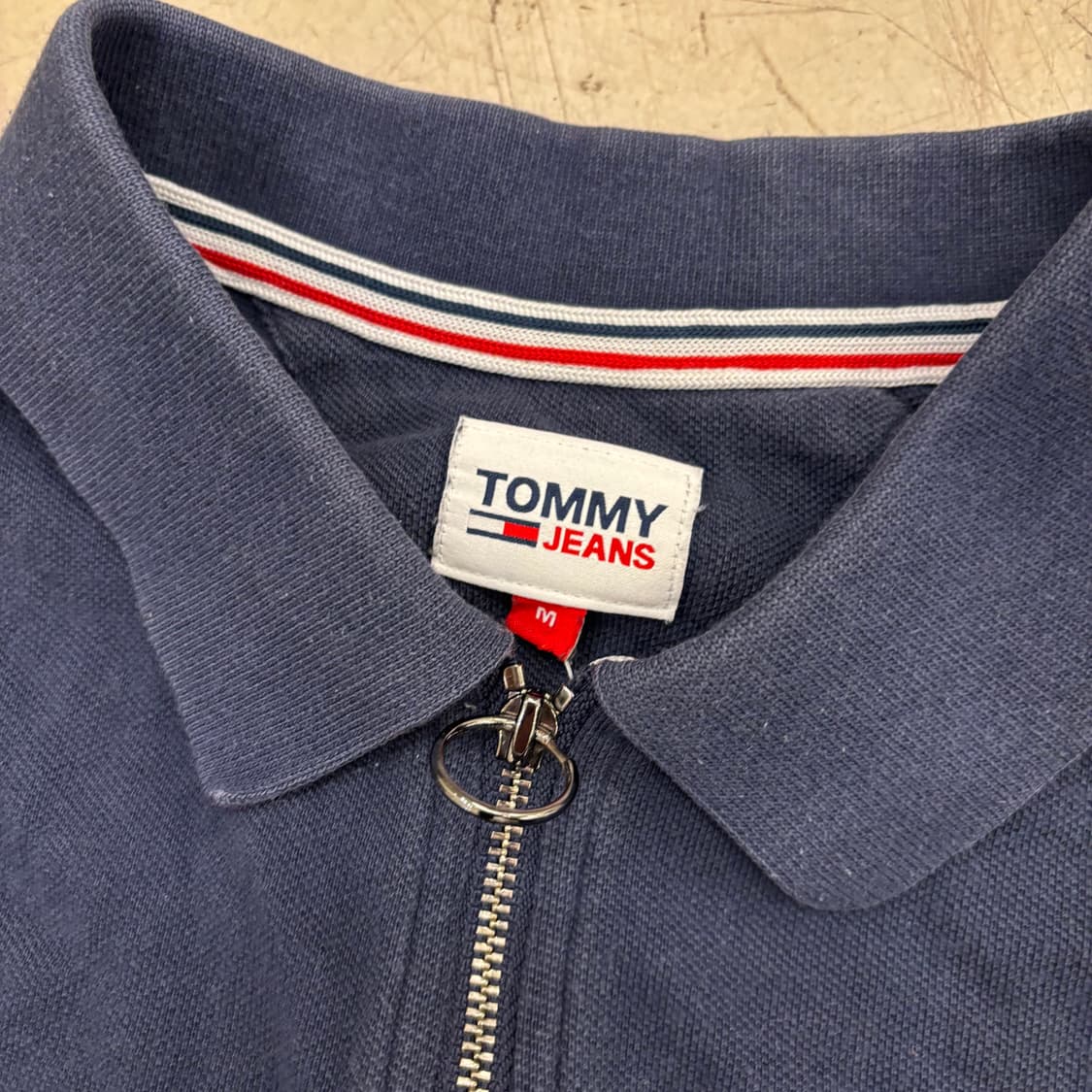 타미진스 네이비 반집업 카라티셔츠 상품이미지3