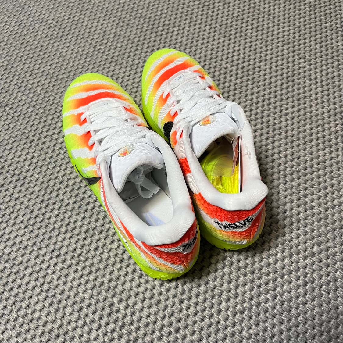 나이키 자3 EP 크리스마스 상품이미지3