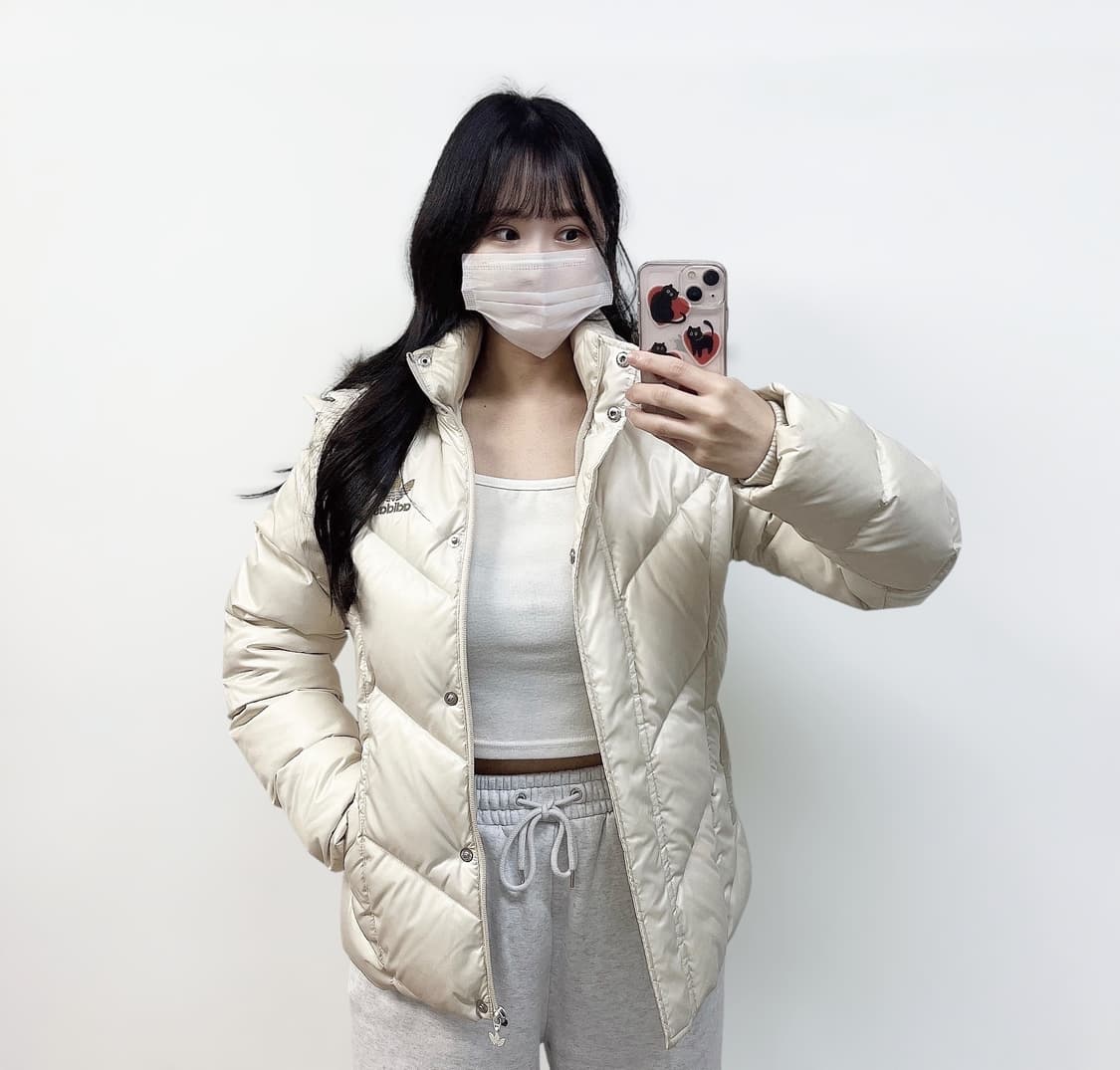 아디다스 보아 털 패딩 자켓 아이보리 상품이미지1