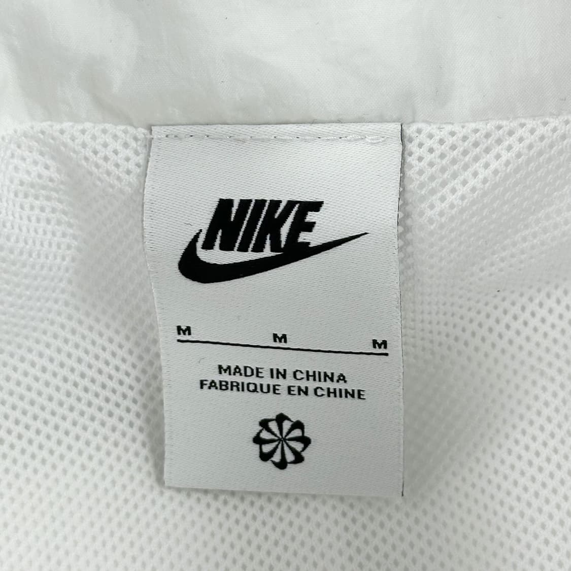 나이키 빅스우시 화이트 나일론 바람막이 자켓 (M 여성추천) 상품이미지8
